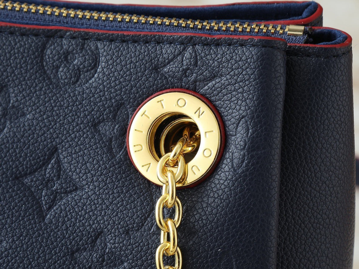 136PE75B Popular leather bag