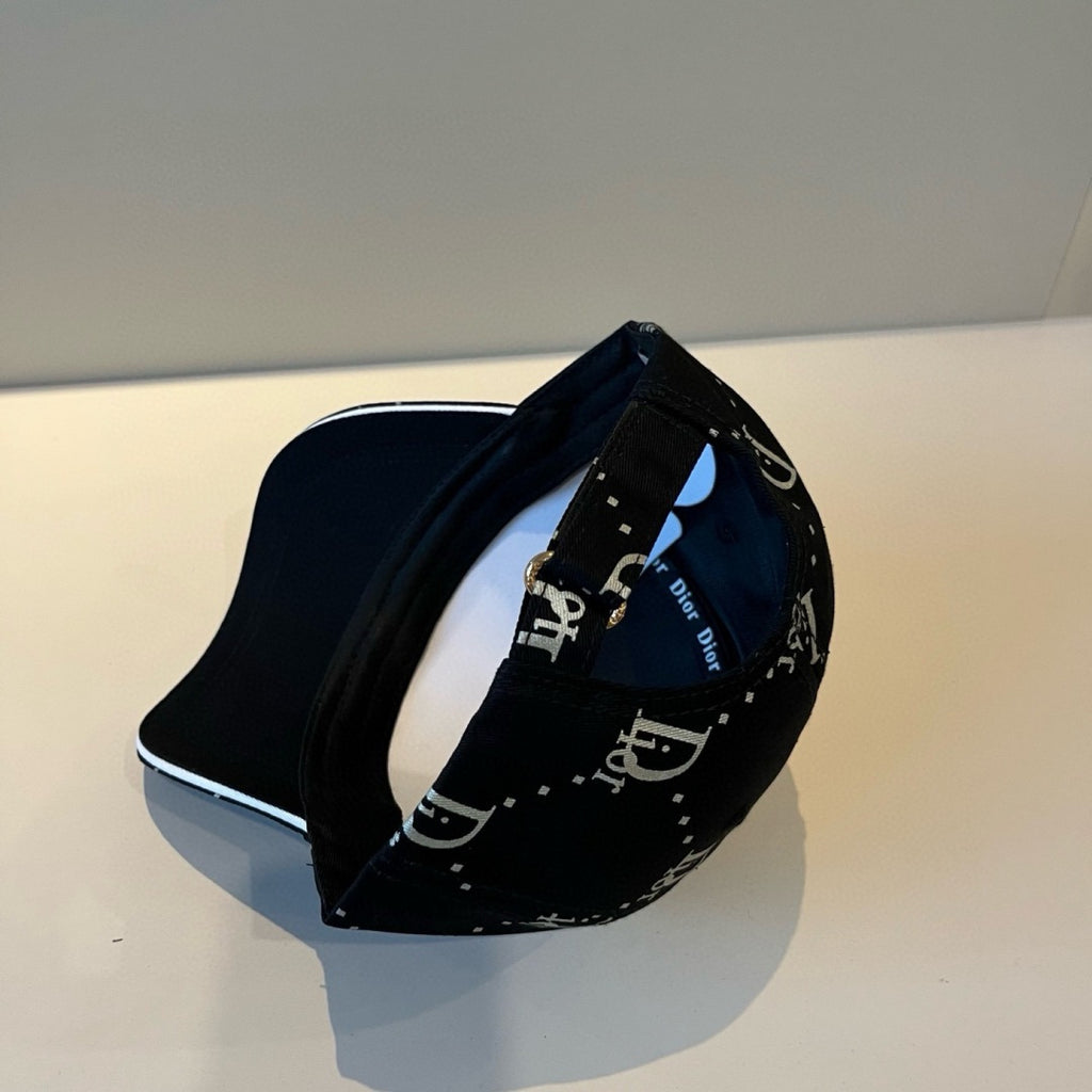 M1R76D12 Fashion hats