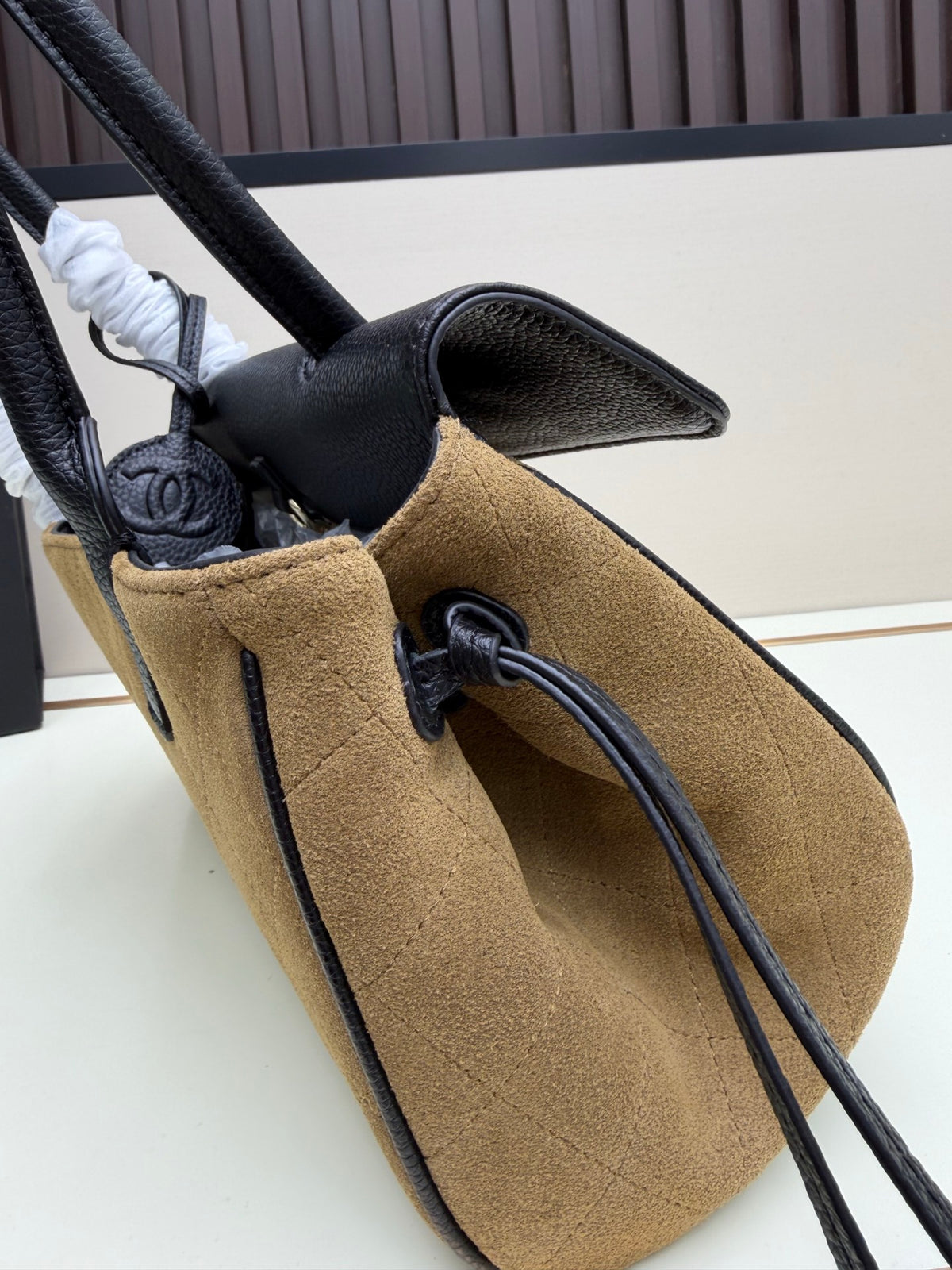 B1R76C24 Fashion bag