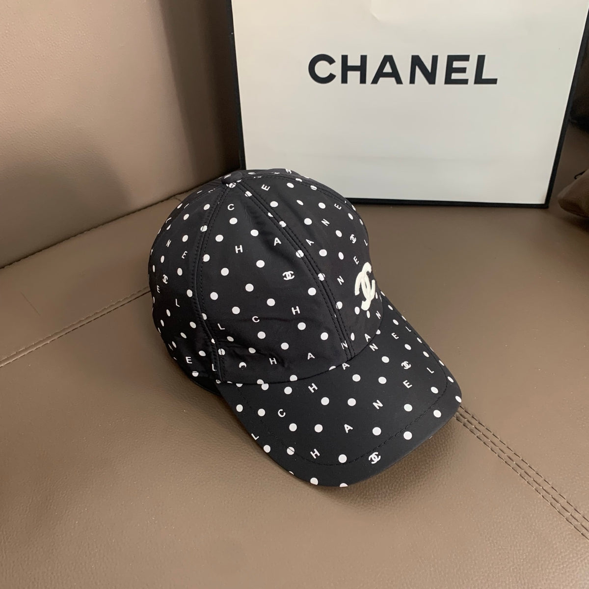 M1R96C4 Fashion hats
