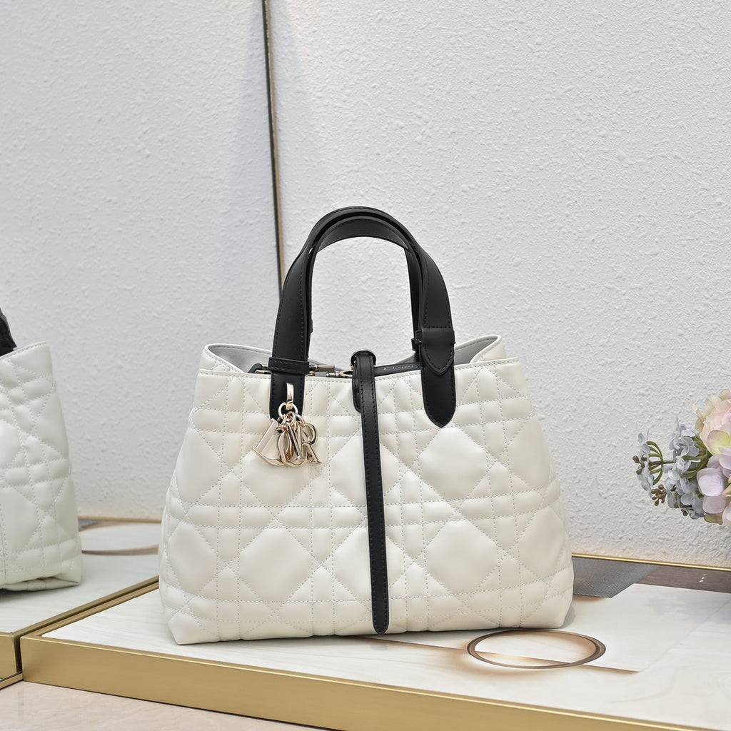B1R76D40 Fashion leather bag