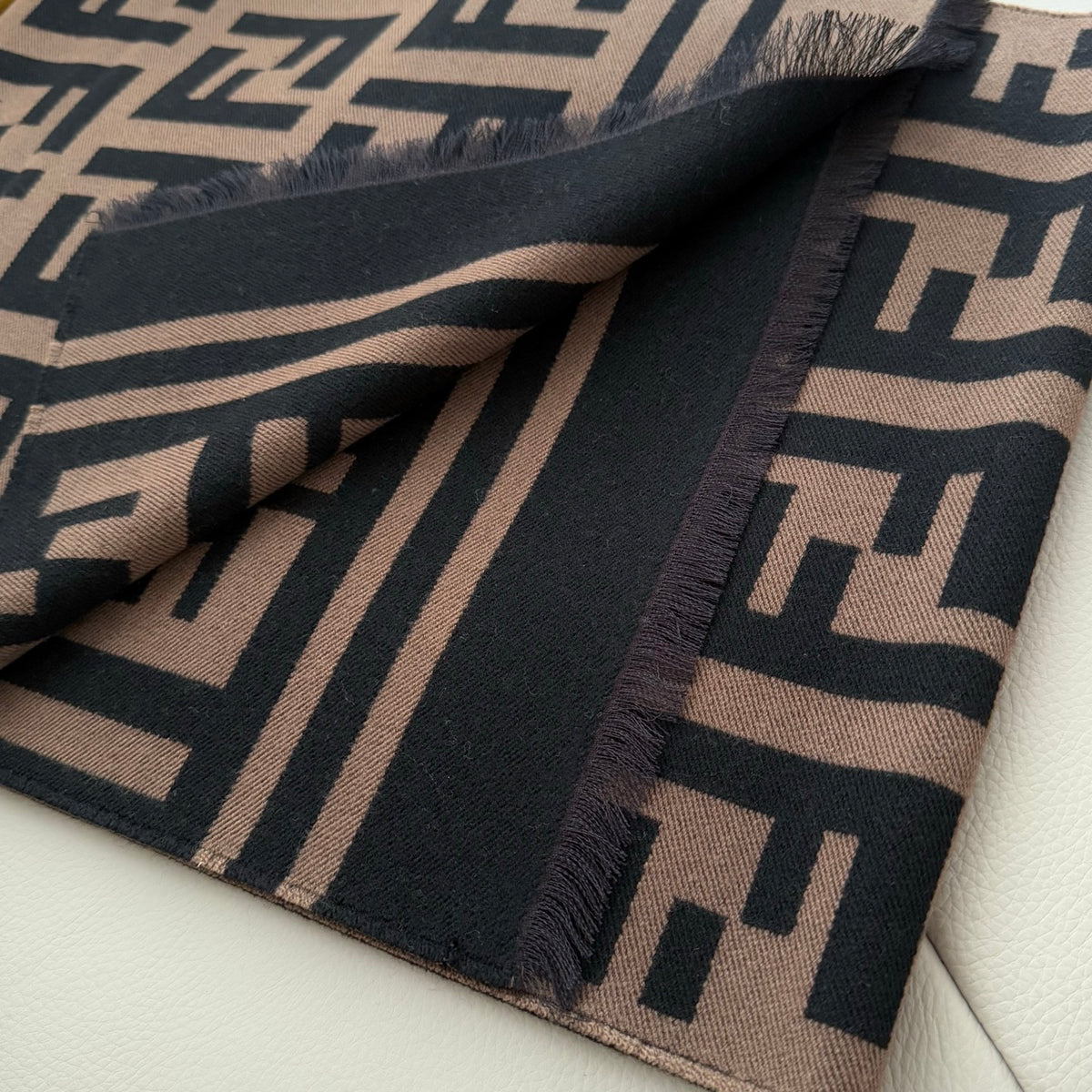W1R106F11 Fashion Winter Scarves
