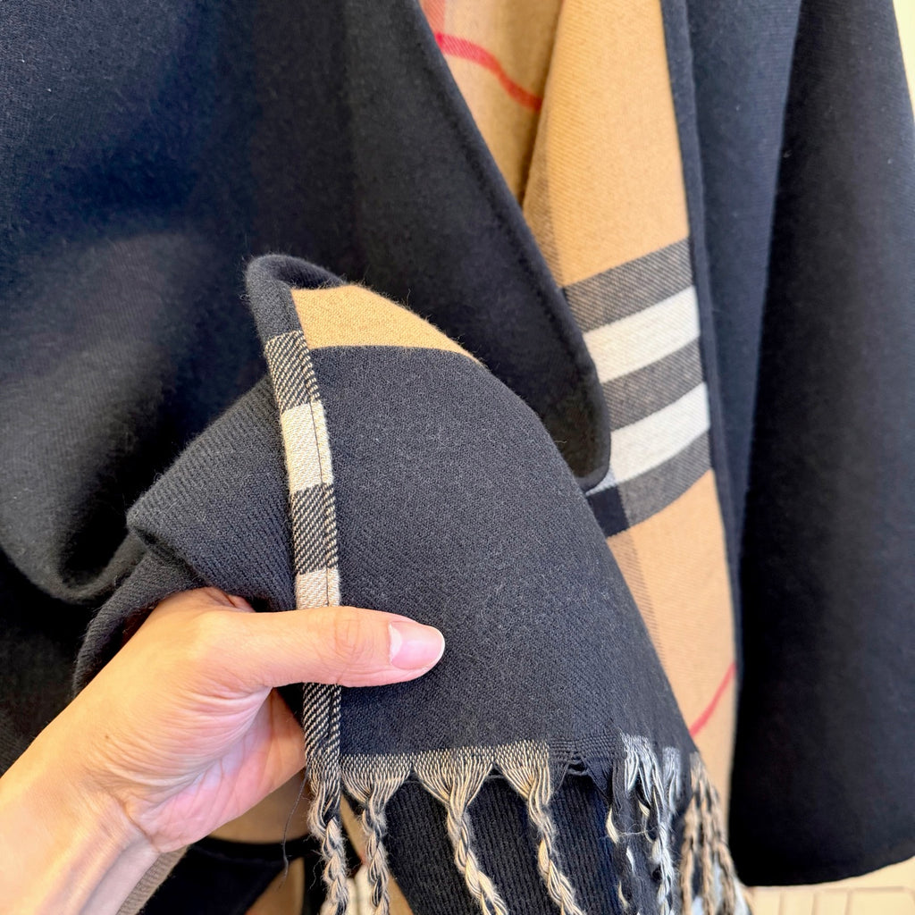 W1R86R55 Fashion cape