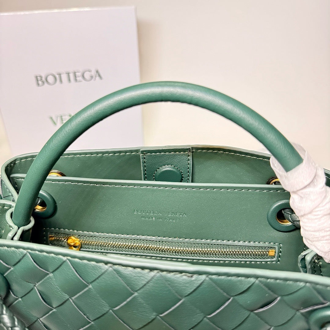 B1X66A35 Fashion high-quality leather bag