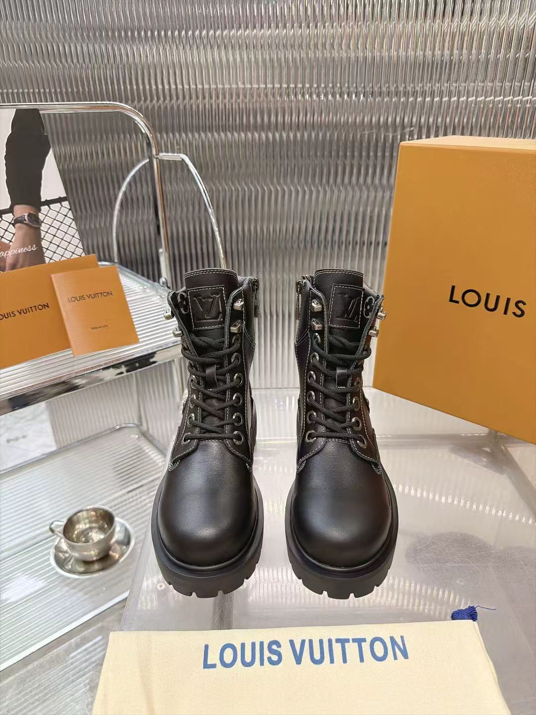 Z2P96E2 Popular high-quality leather shoes