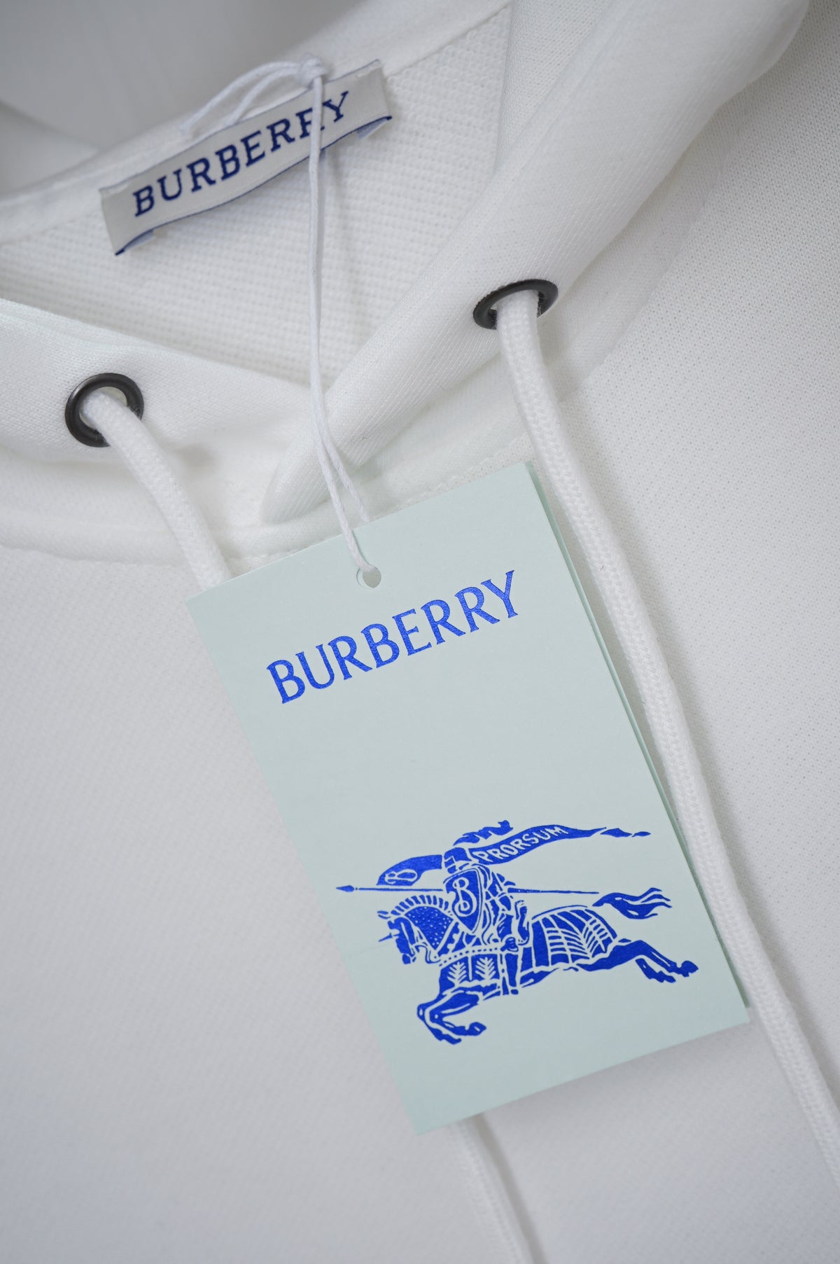 105ZR374U Popular Sweaters