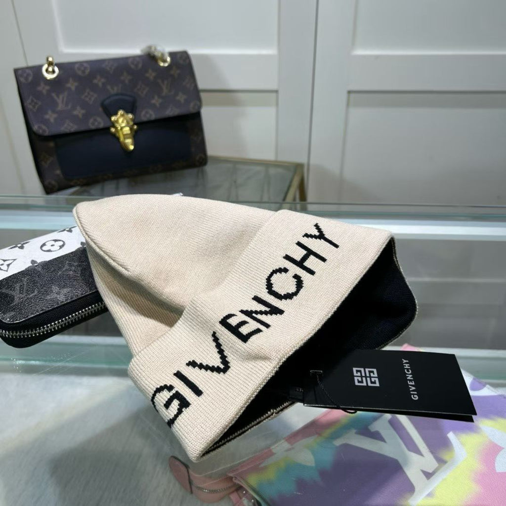 M1R86GV30 Fashion hats