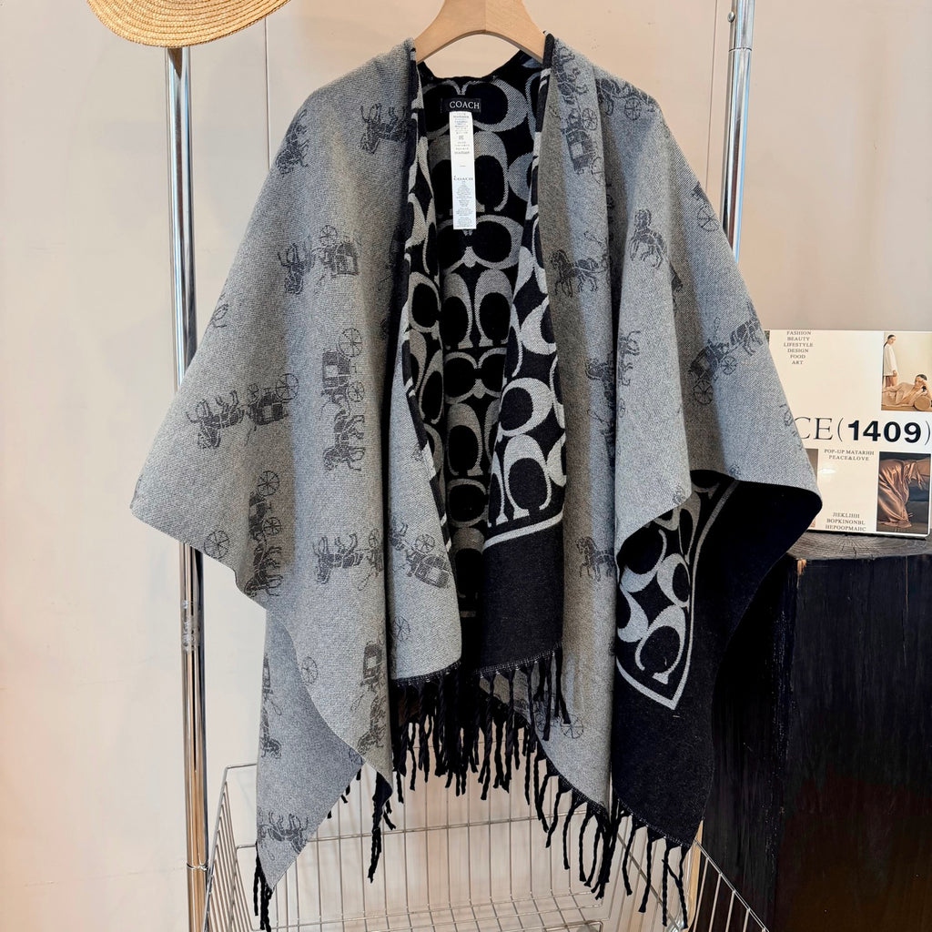 W1R106A28 Fashion cape