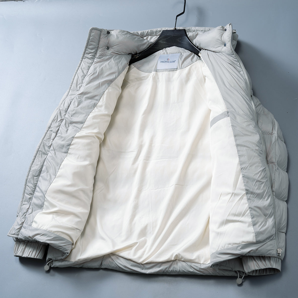 U1R86A51 Popular Coats