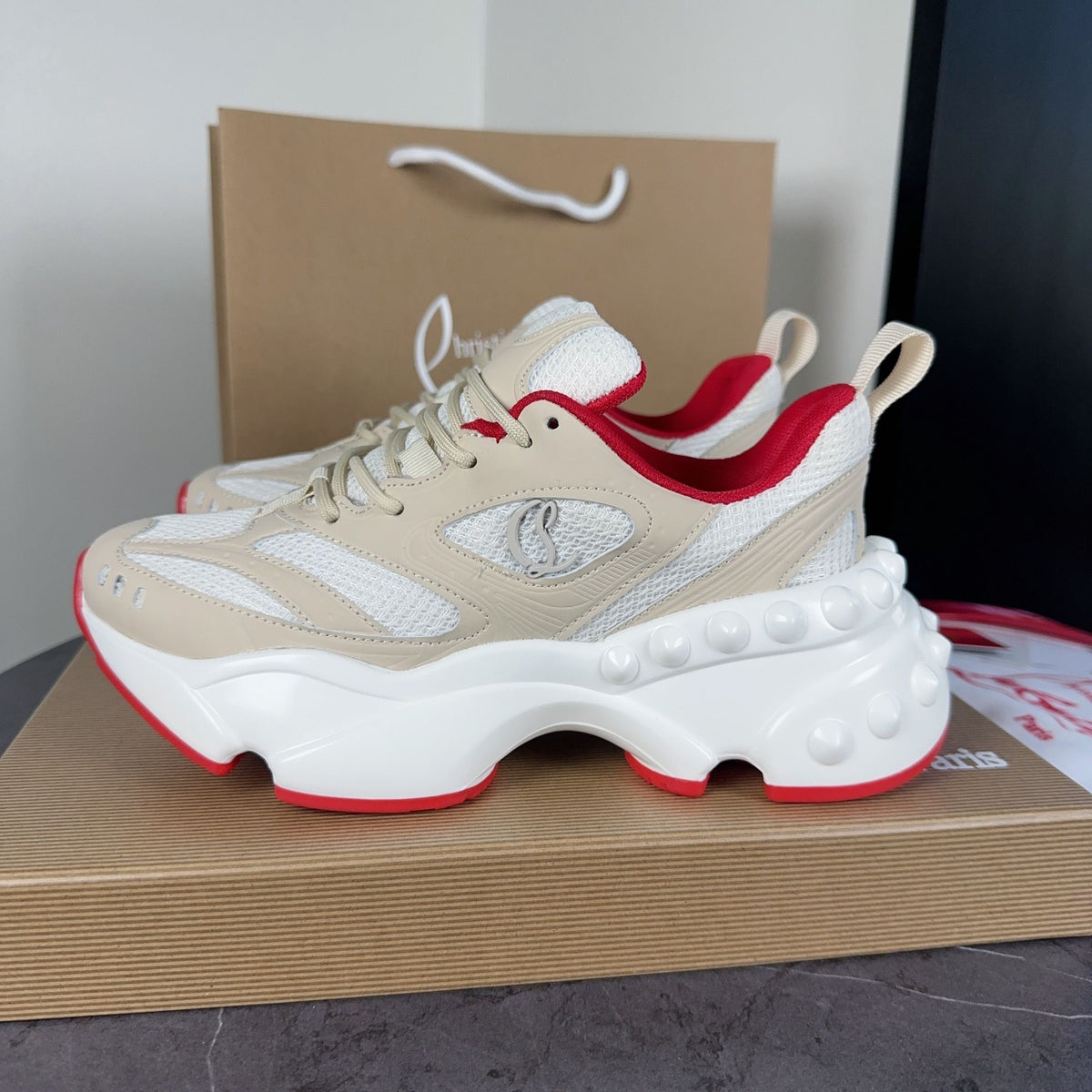 Z2P96A12 Popular high-quality shoes