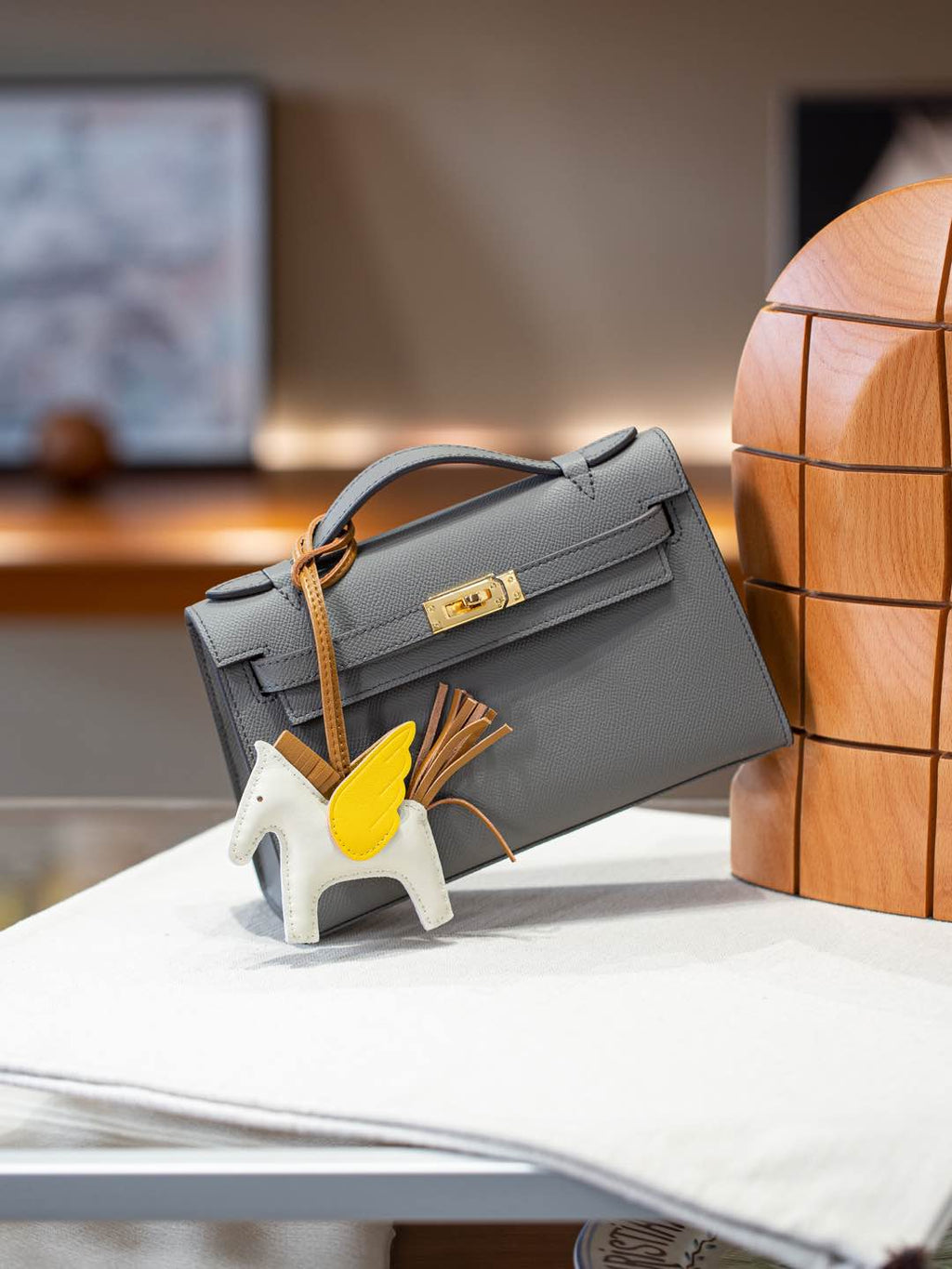 B1R66A4 Fashion leather bag