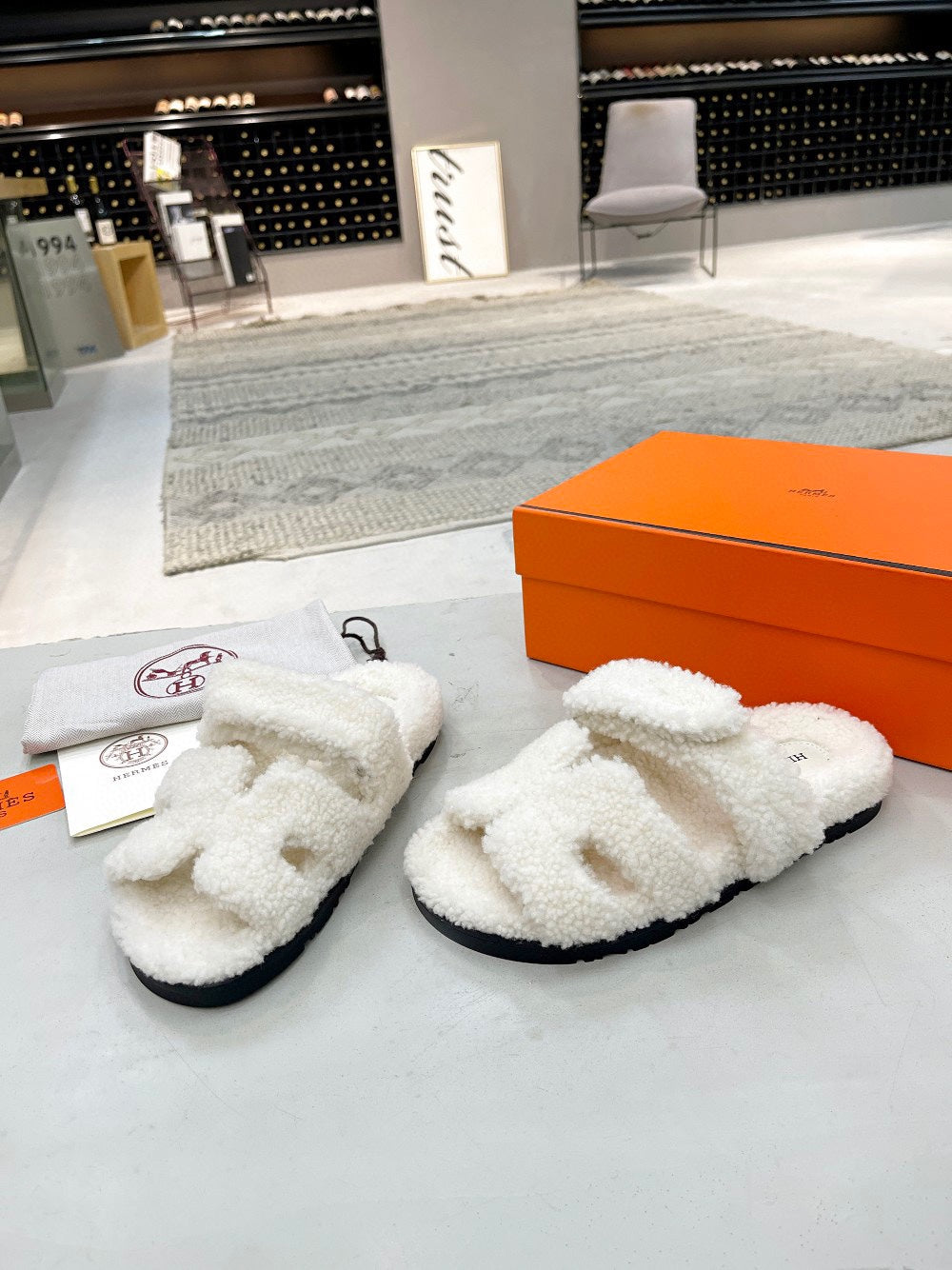 Z2P106H16 Fashion high-quality shoes