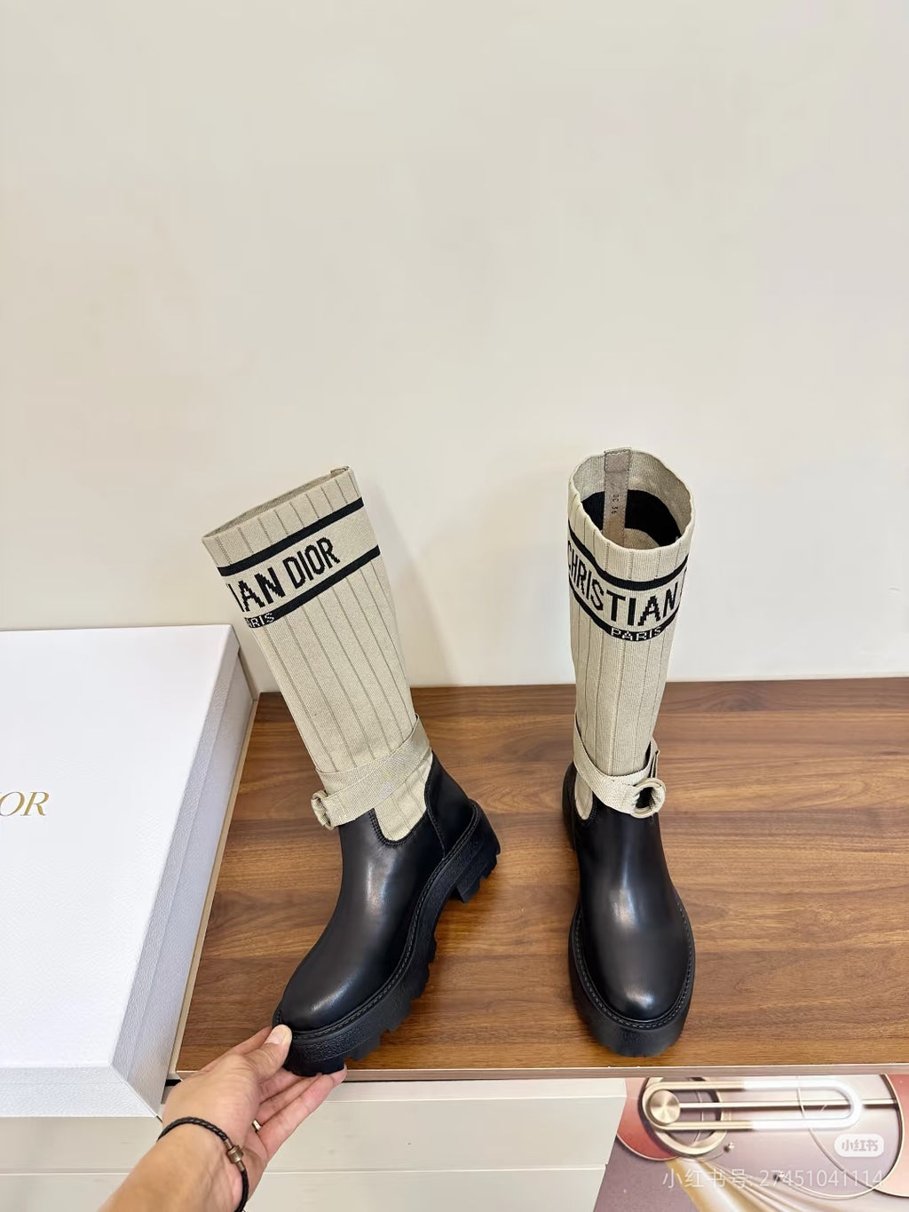 Z2P106D30 Fashion high-quality Boots