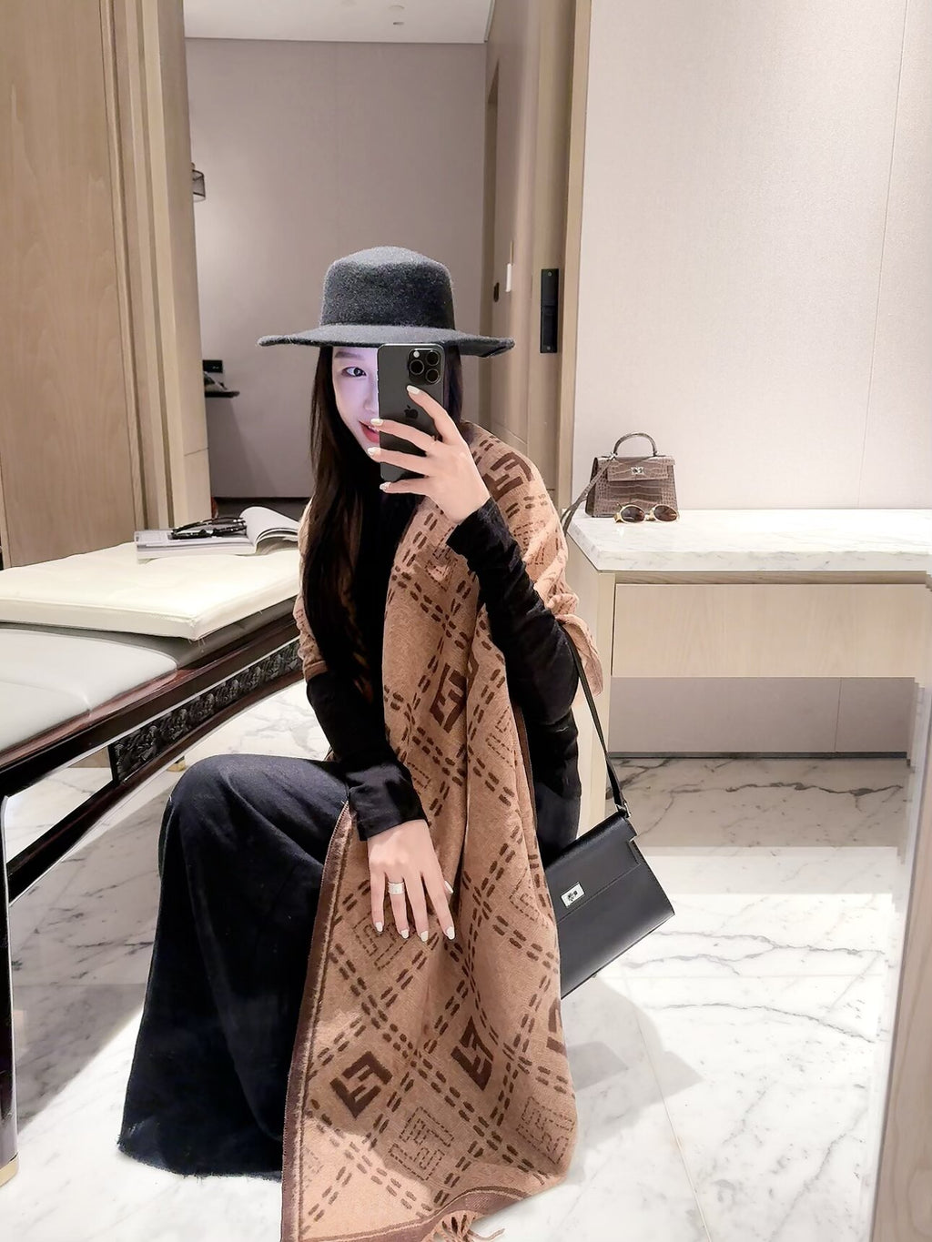 W1R86F118 Popular Winter Scarves