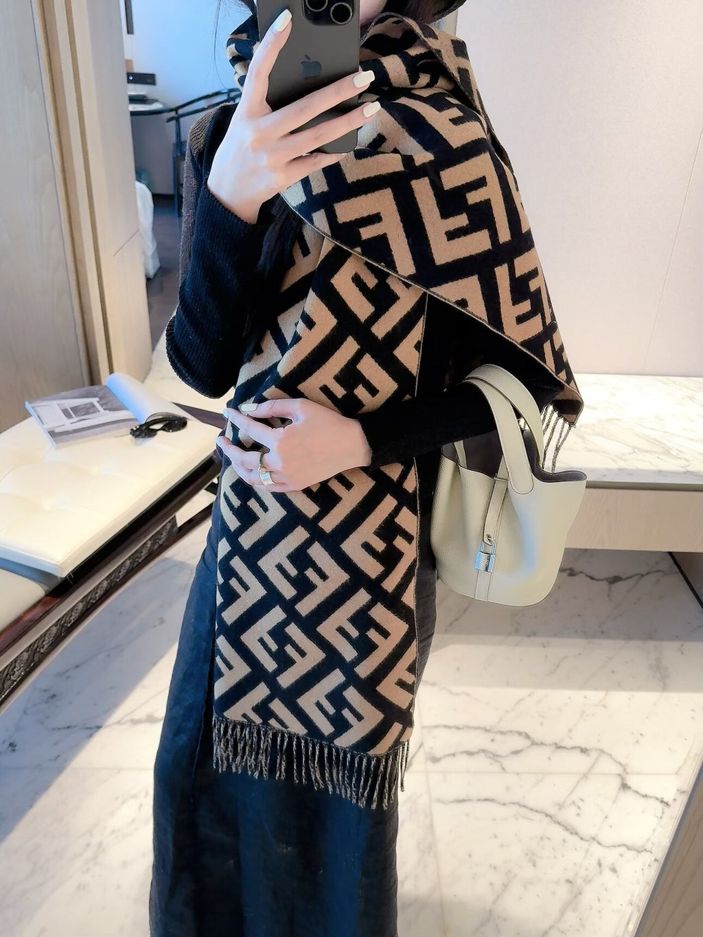 W1R86F98 Popular Winter Scarves