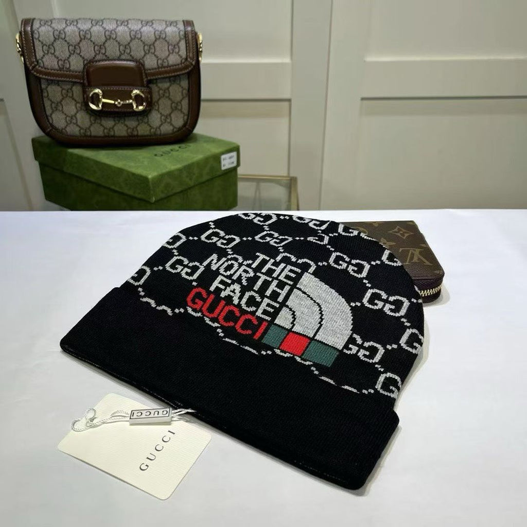M1R86B58 Fashion hats