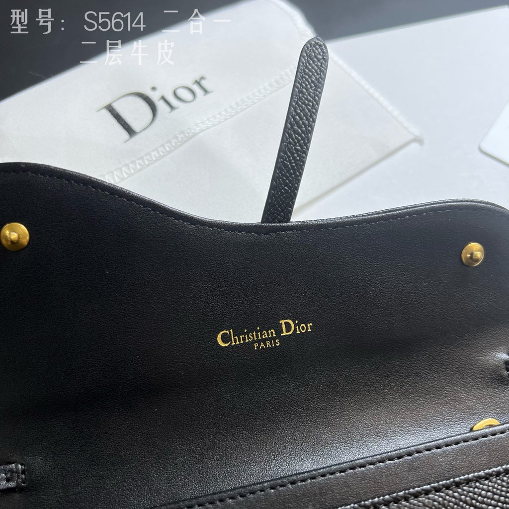 B1X76D5 Fashion wallets