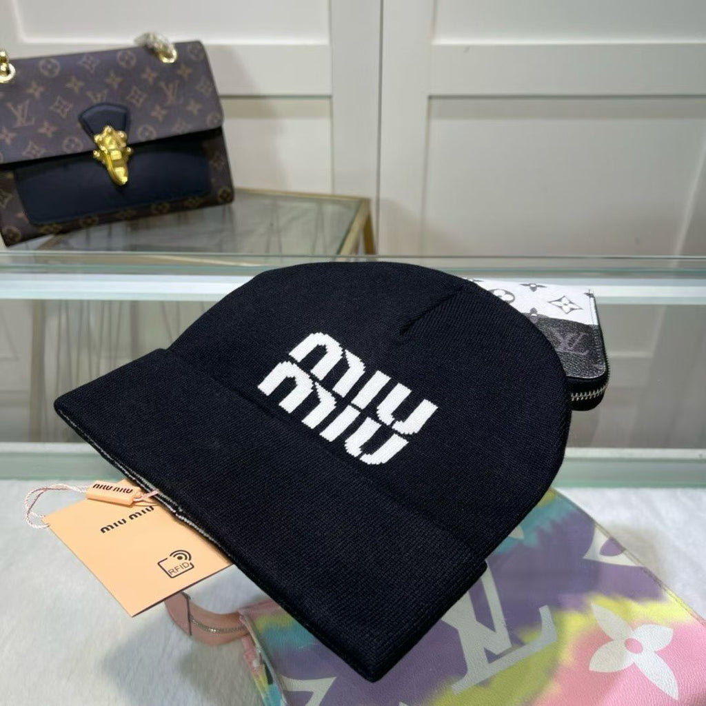 M1R86A28 Fashion hats