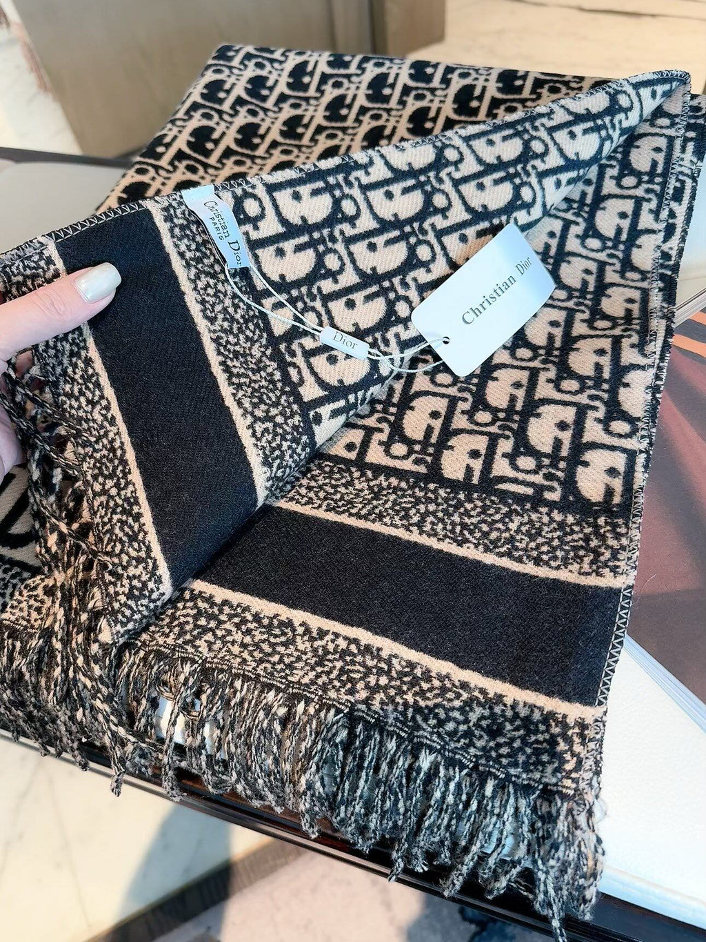 W1R106D25 Fashion Winter Scarves