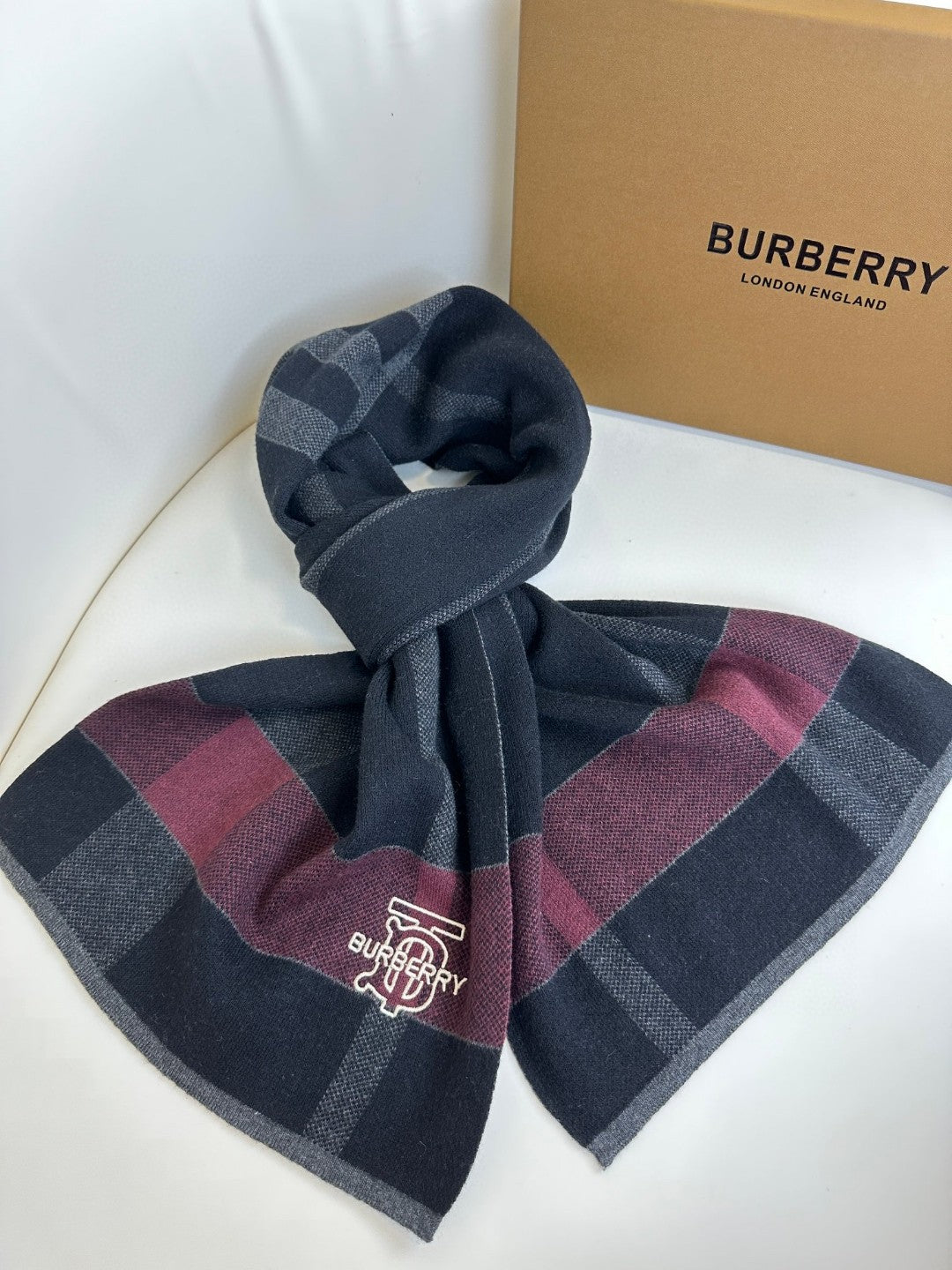 W1R96R12 Popular Winter Scarves