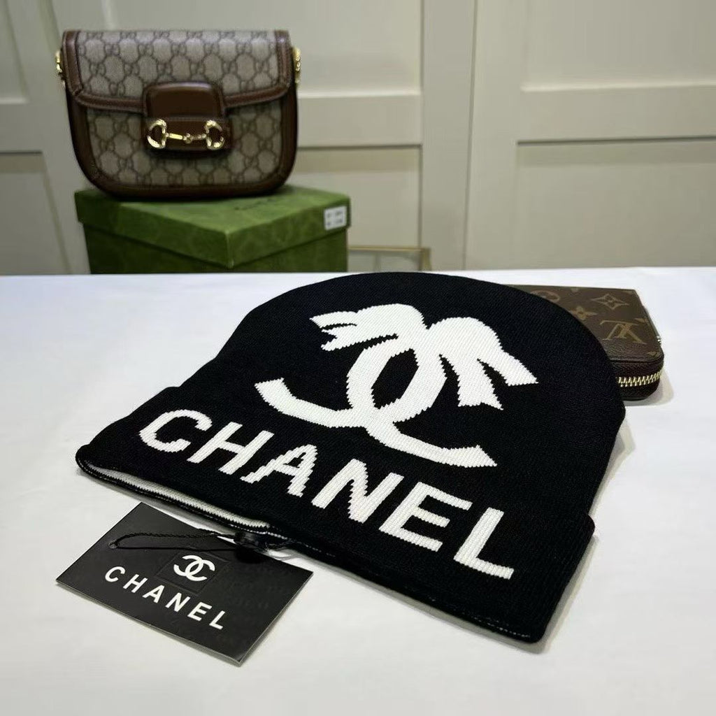M1R86C40 Fashion hats