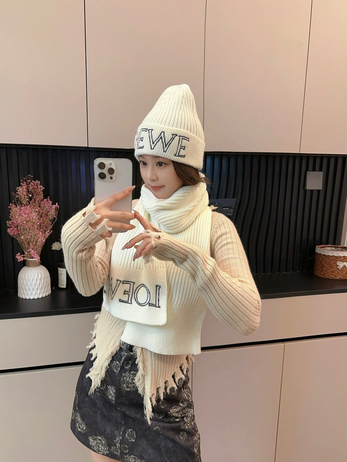 M1R96A6 Fashion Hat and scarf set