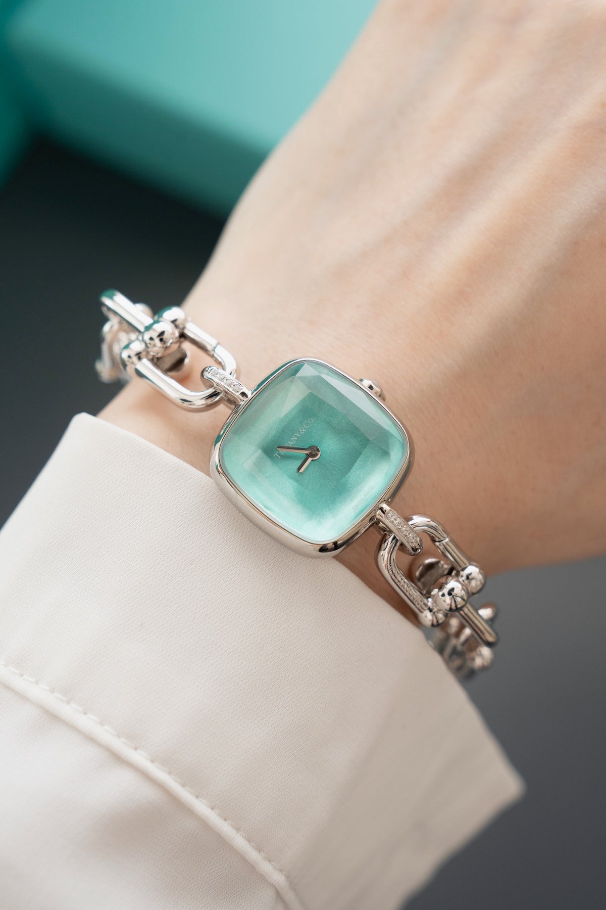 136RT72L Popular Watches