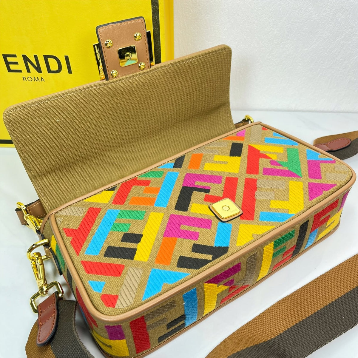 B1N86F16 Fashion canvas bag
