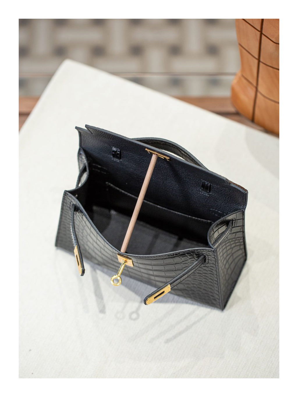 B1R66A4 Fashion leather bag