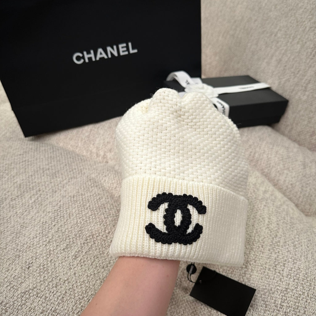 M1R86C17 Fashion hats