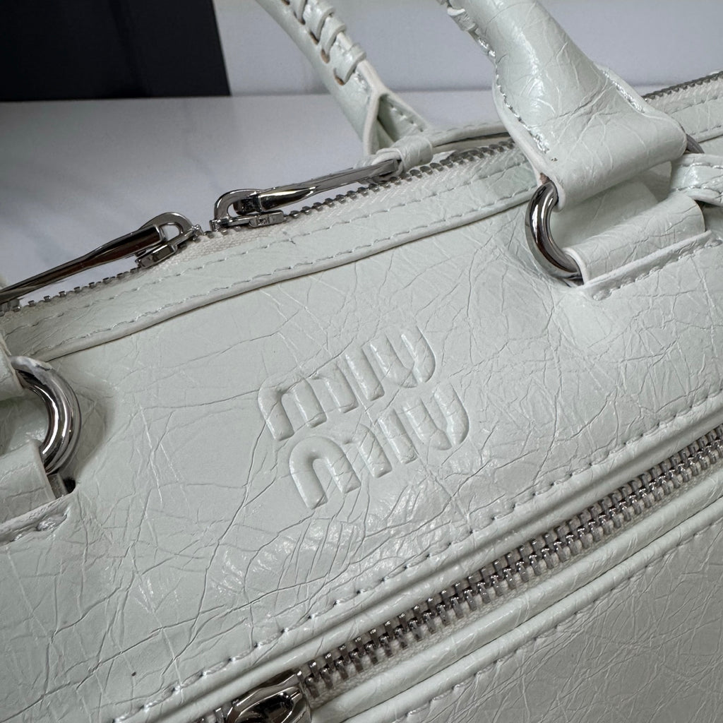 B1R76A21 Fashion leather bag