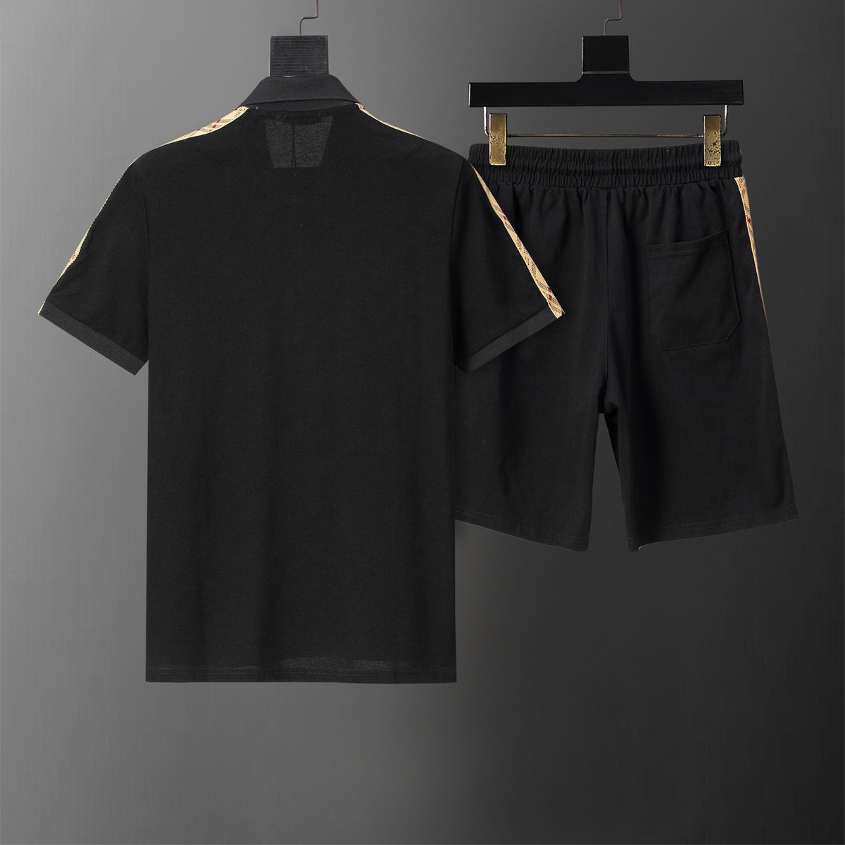 U1N76R1 Popular T-shirts