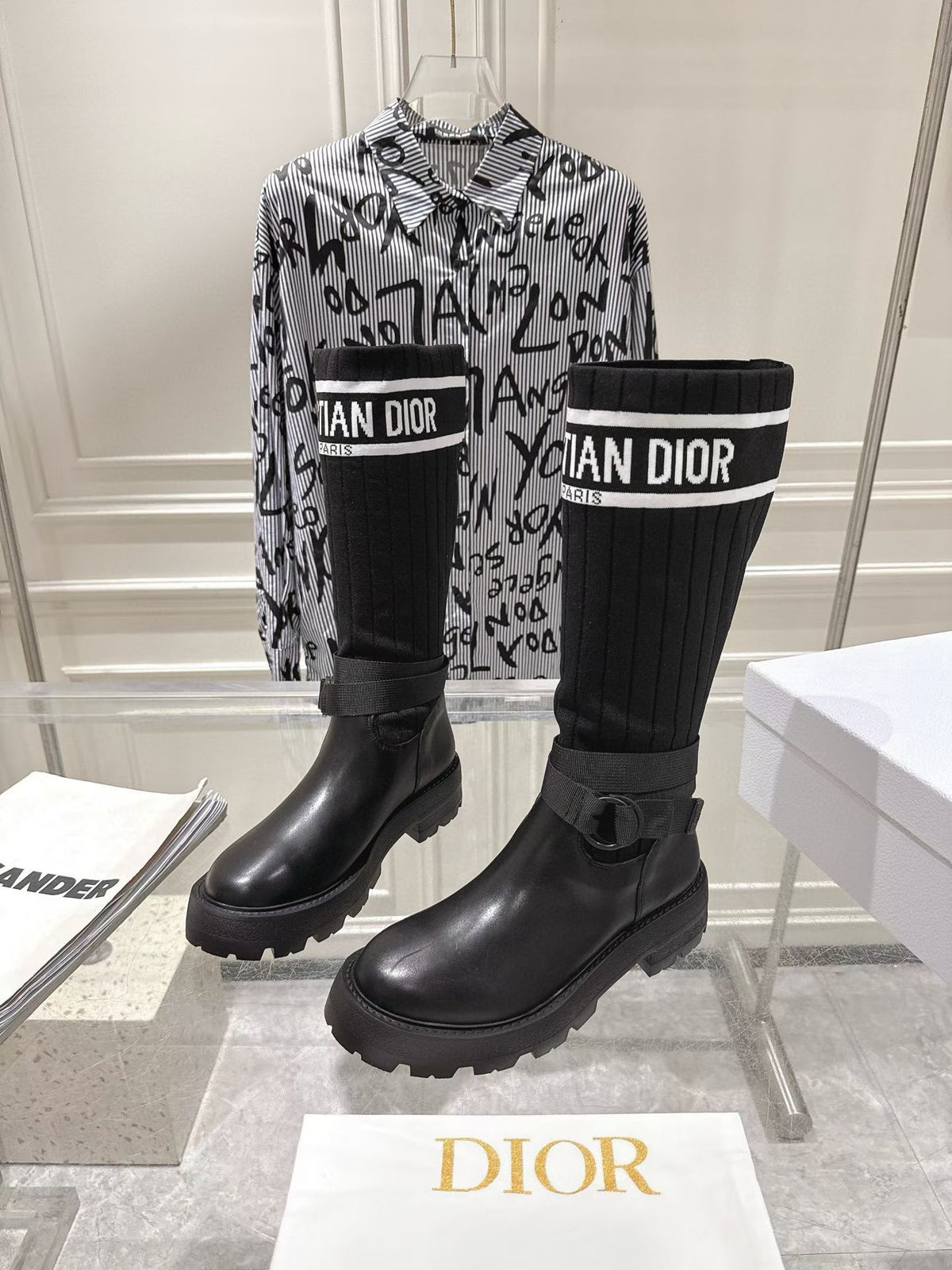 Z2P106D30 Fashion high-quality Boots