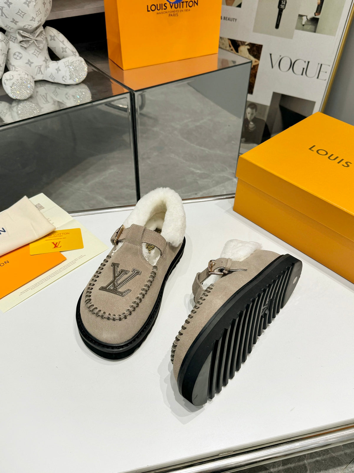 Z2P96E5 Popular high-quality leather shoes