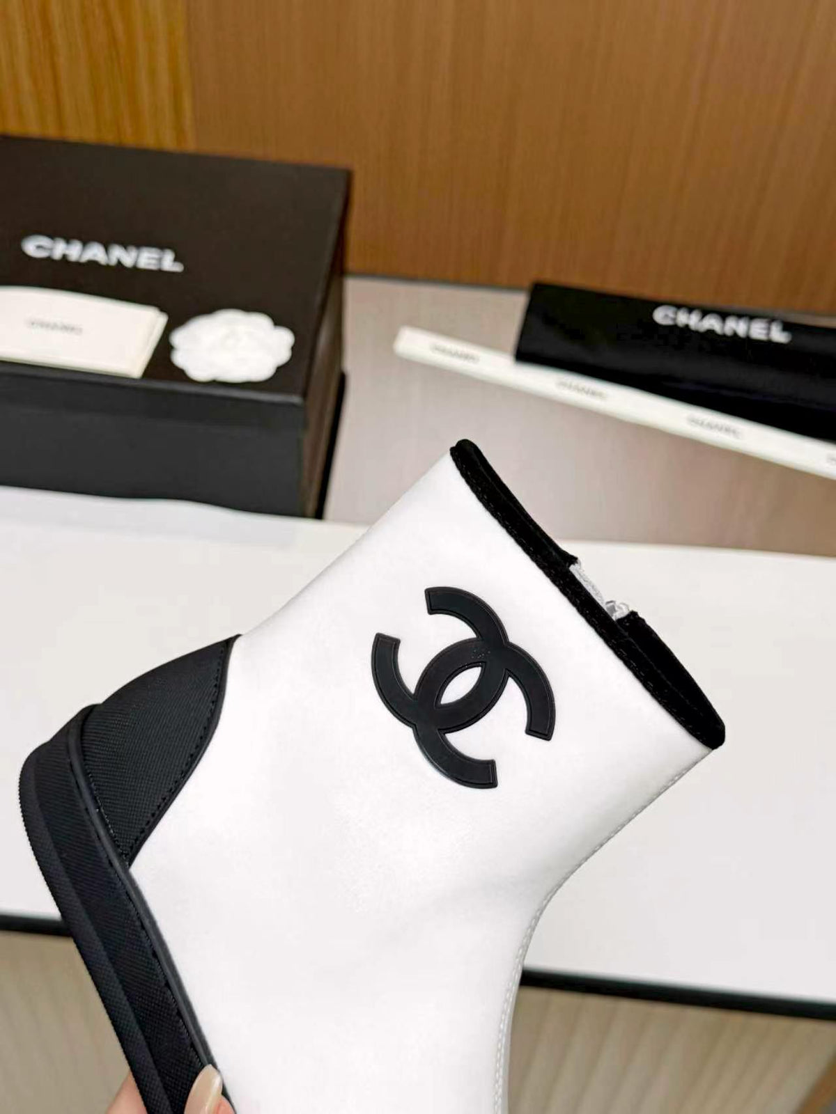 Z2P96C10 Popular high-quality shoes