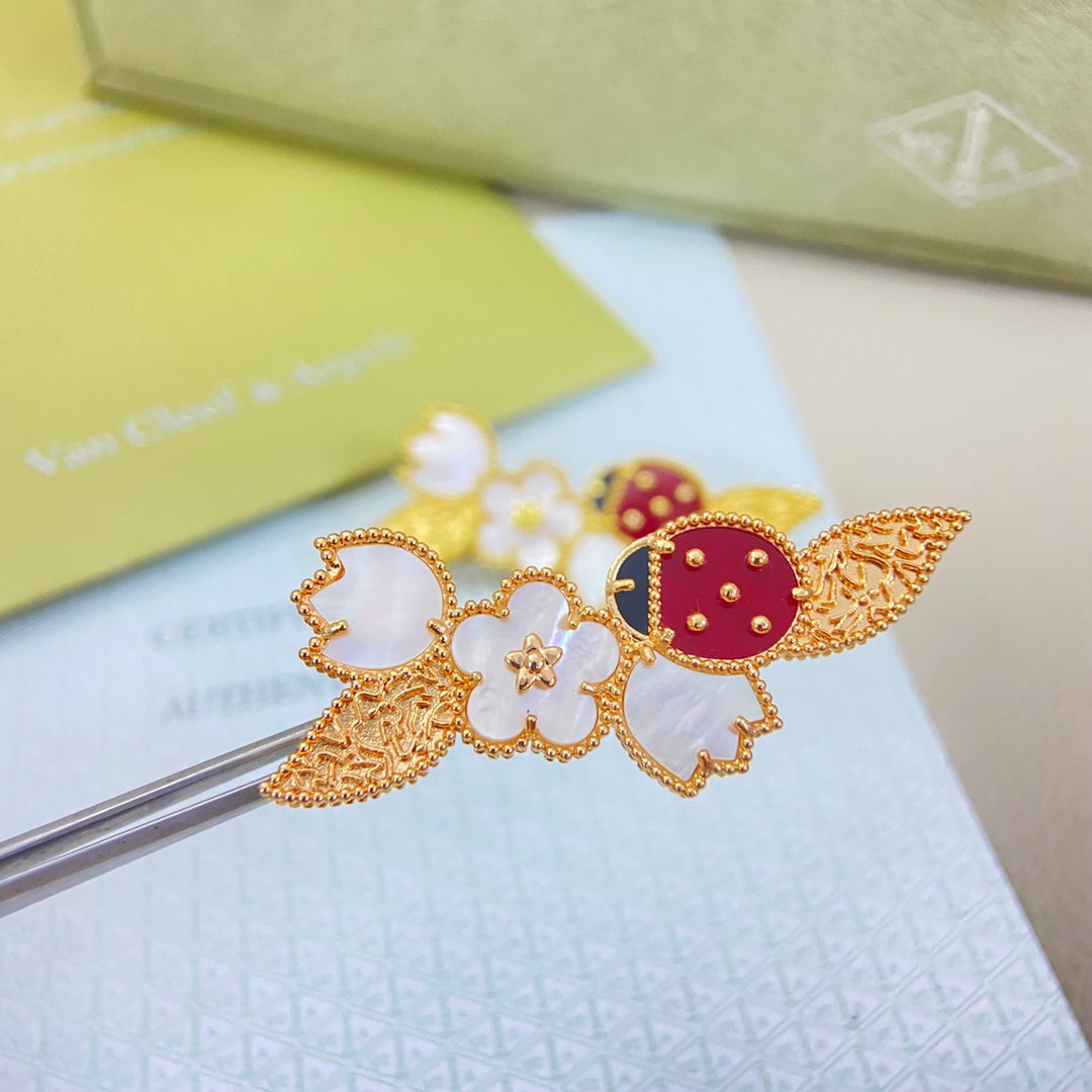 X5Z55VA66X Popular Brooch