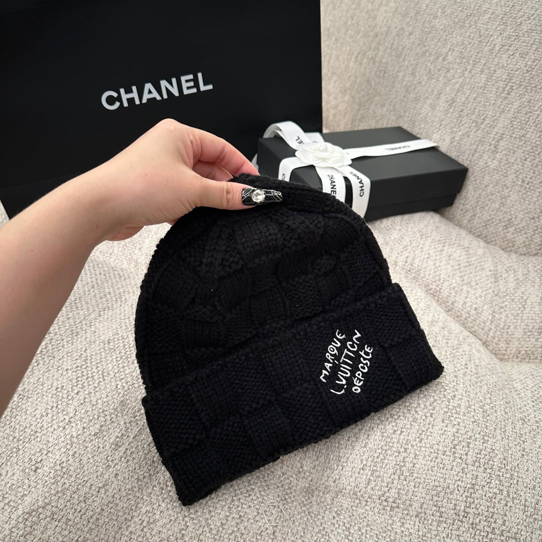 M1R86E9 Fashion hats