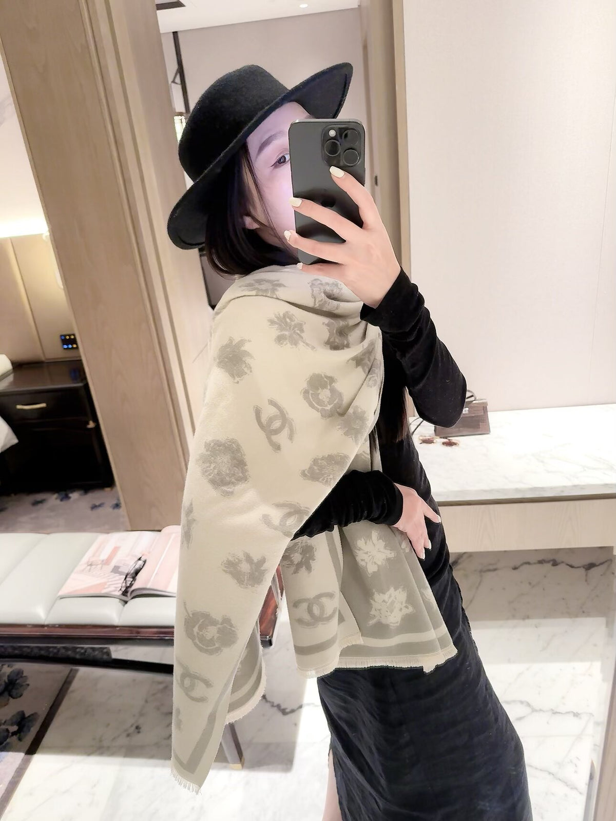 W1R86C109 Popular Winter Scarves