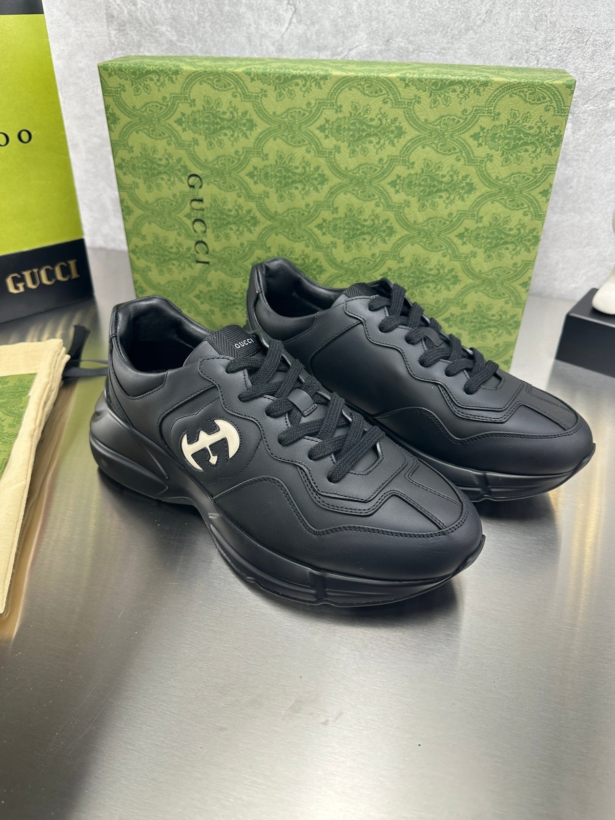 Z2P96B28 Popular high-quality leather shoes