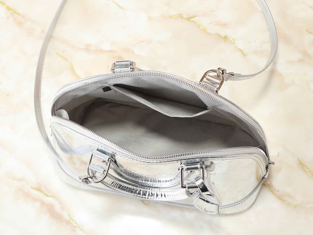 B1N96E39 Popular leather bag
