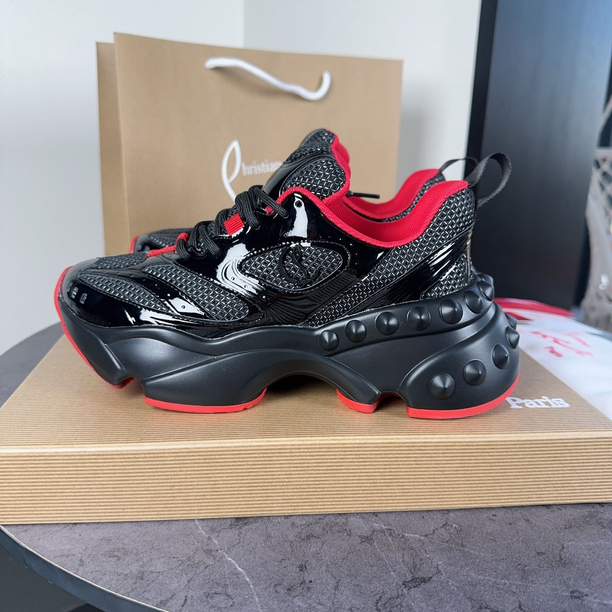 Z2P96A12 Popular high-quality shoes