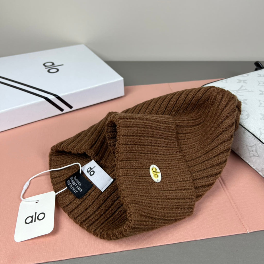 M1R96A28 Fashion hats