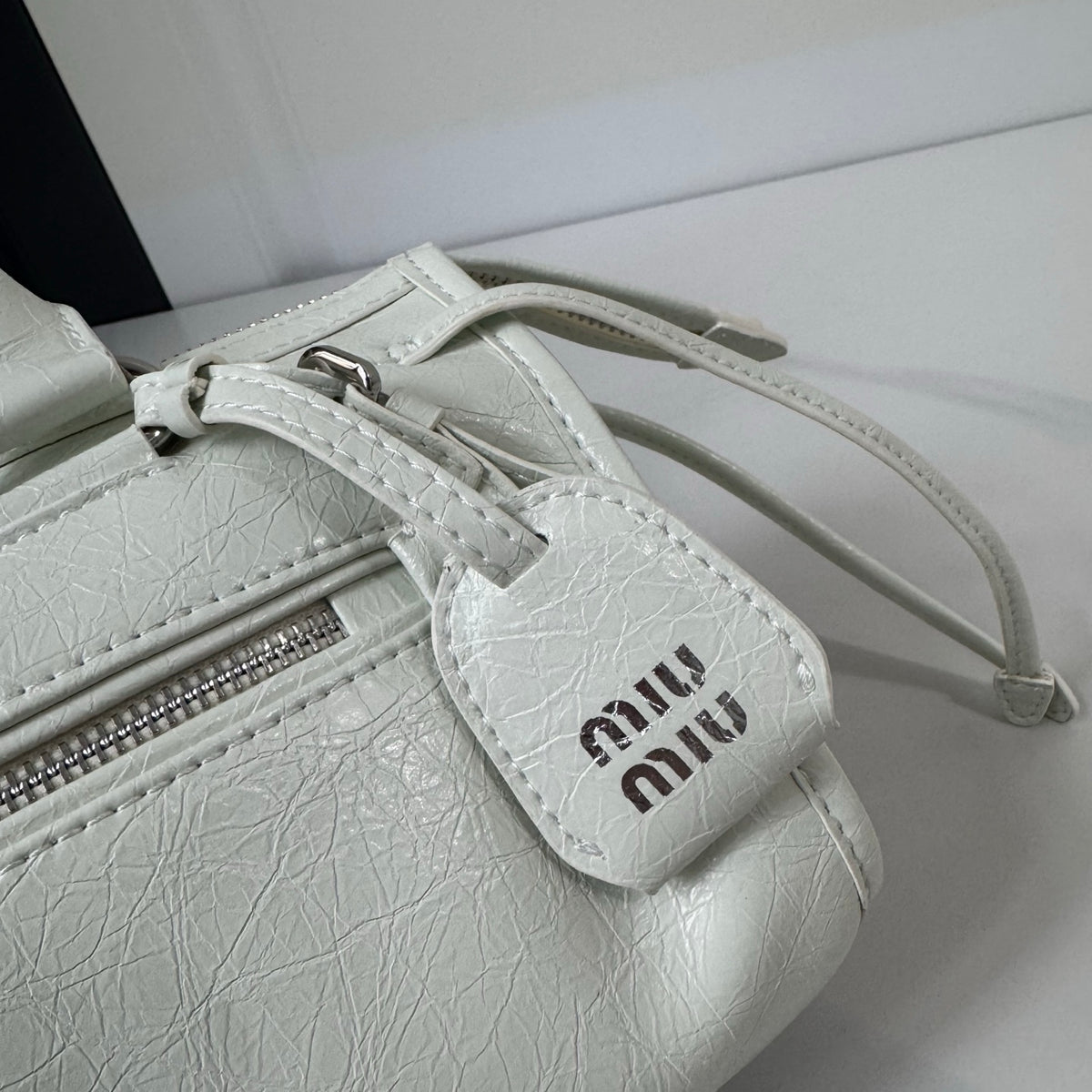 B1R76A21 Fashion leather bag