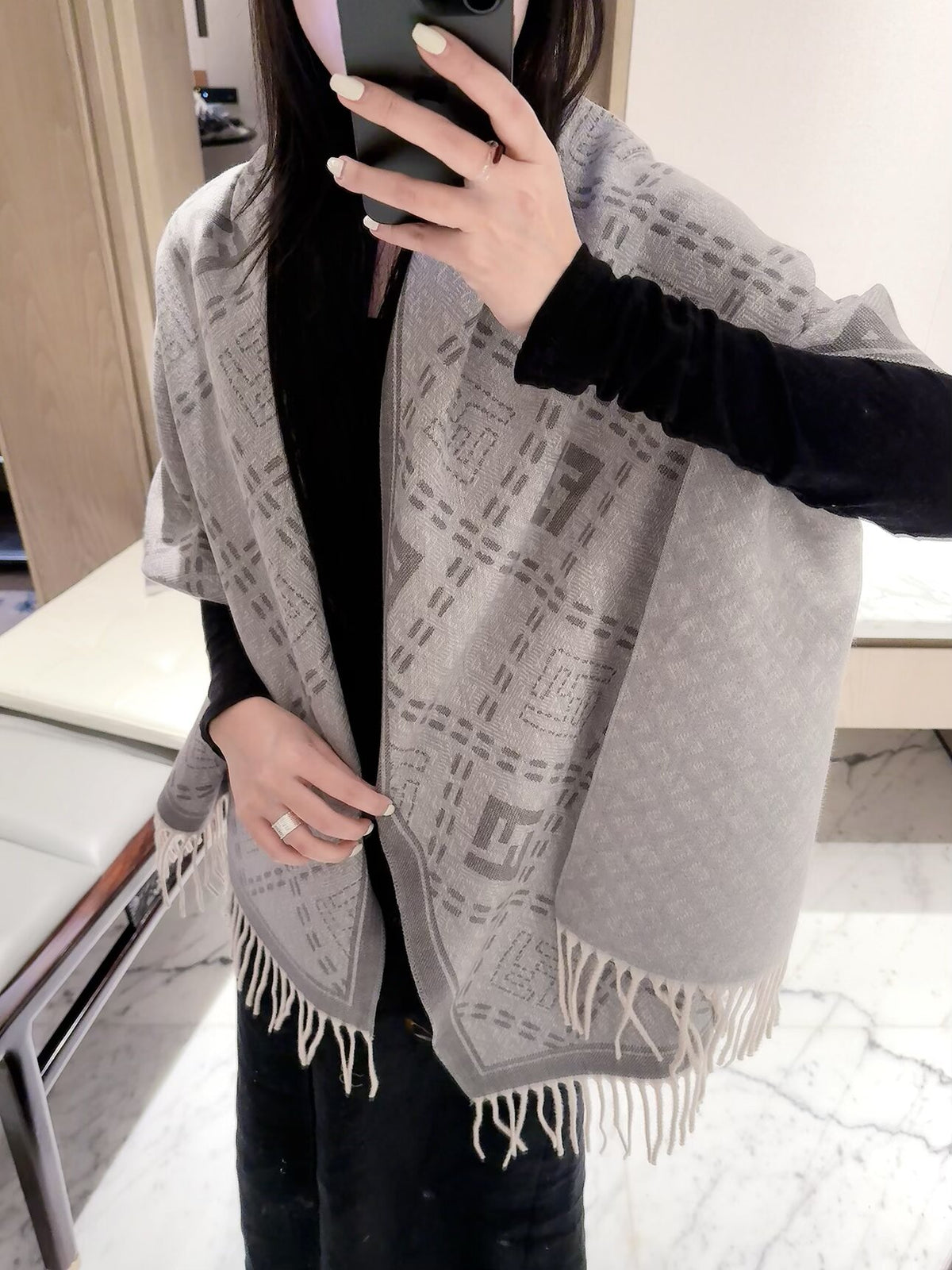 W1R86F118 Popular Winter Scarves