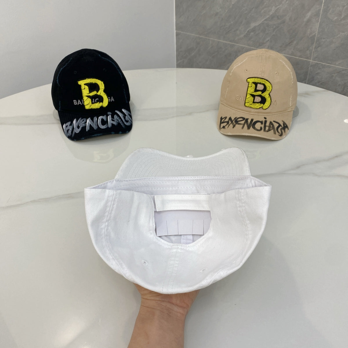 M1R86J128 Popular hats