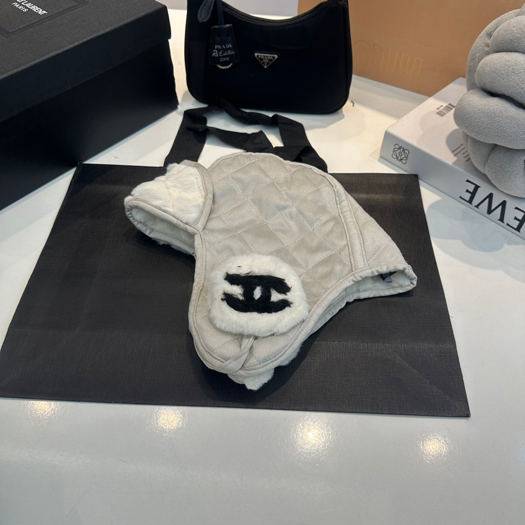 M1R96C5 Fashion hats