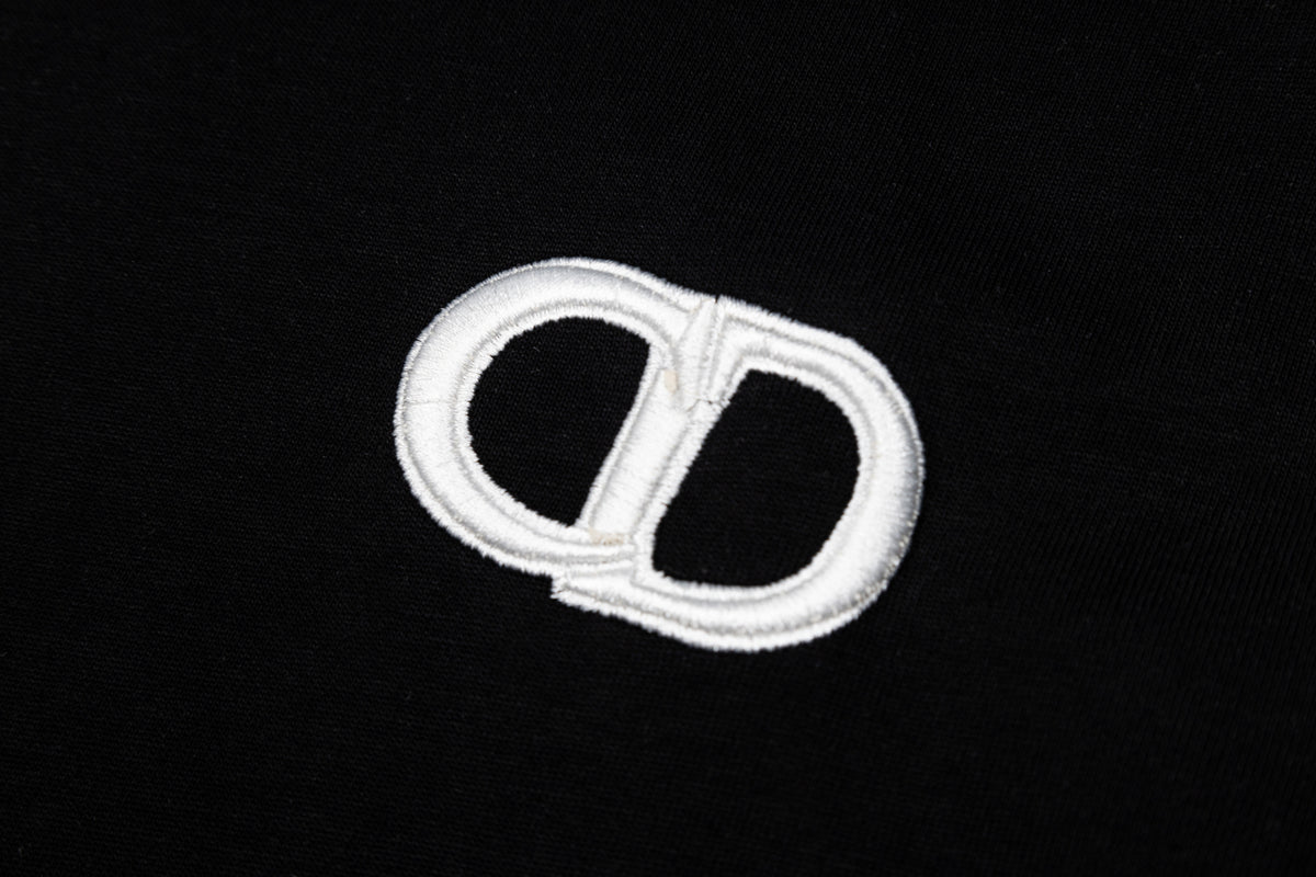 U1R76D30 Popular T-shirts