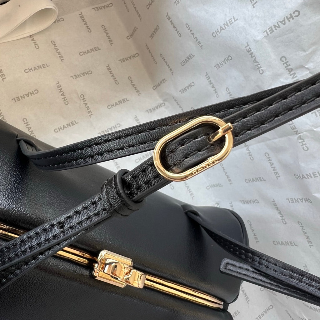 B1N96C16 Fashion bags