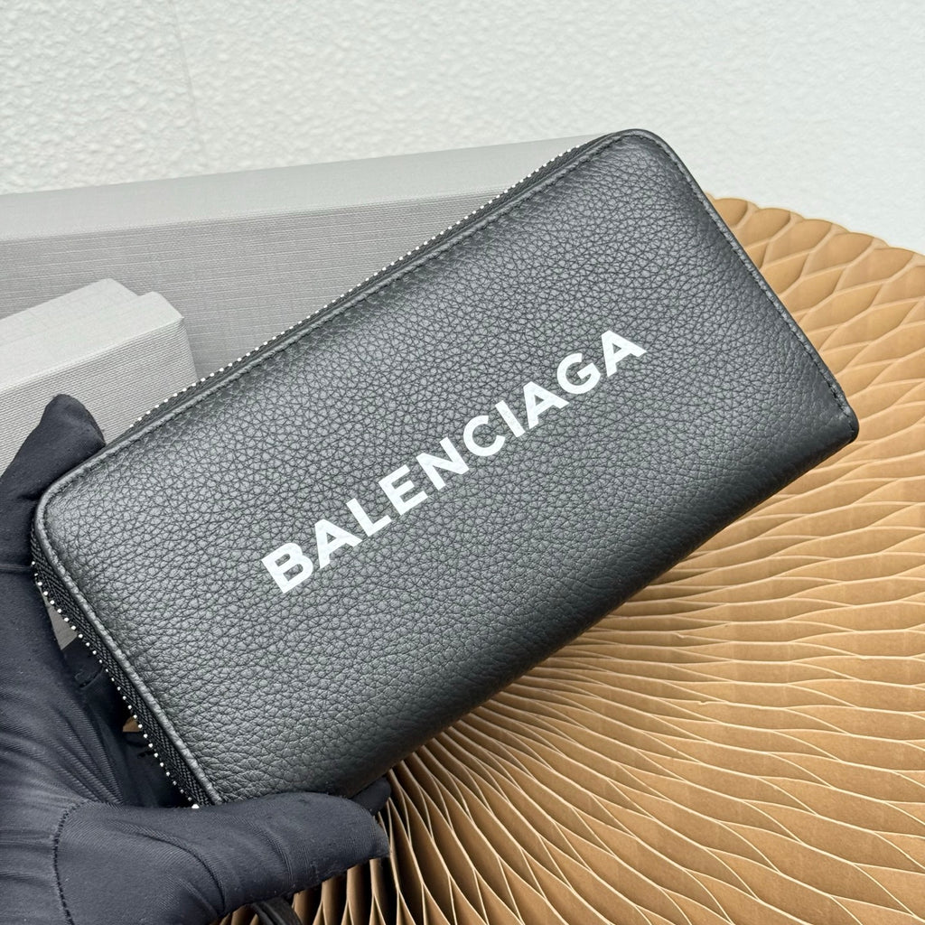 15RJ92B  Popular  leather bag