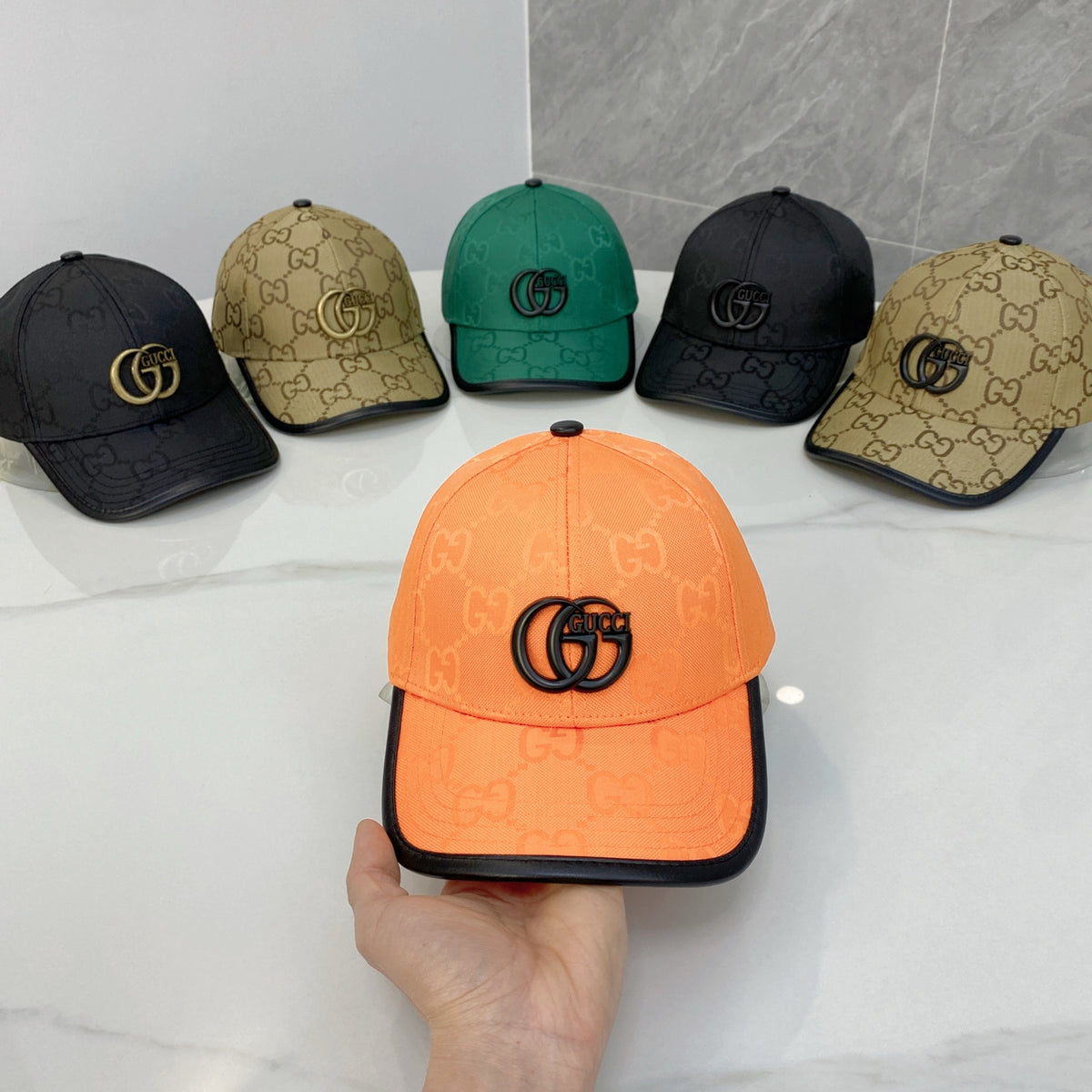 M1R86B130 Fashion hats
